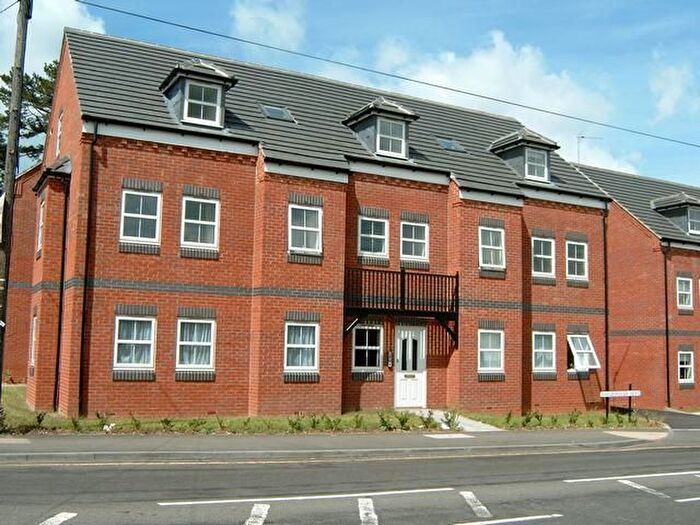 2 Bedroom Flat To Rent In Marlborough Mews, Alcester Road, Studley, B80