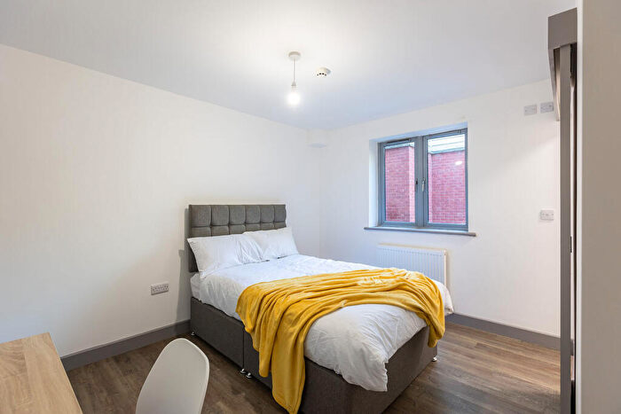1 Bedroom Apartment To Rent In Old Chester Road, CH42