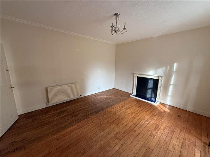 3 Bedroom Flat To Rent In Westfield Avenue, Dundee, DD1