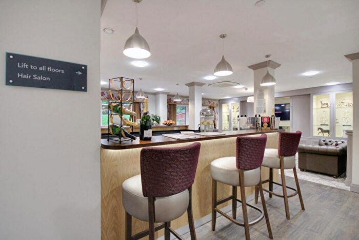 1 Bedroom Flat For Sale In Rowhill Road, Swanley, BR8