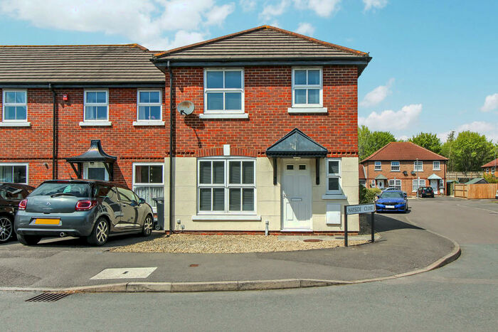 3 Bedroom End Of Terrace House To Rent In Wayside Close, Raybrook Park, Swindon, SN2