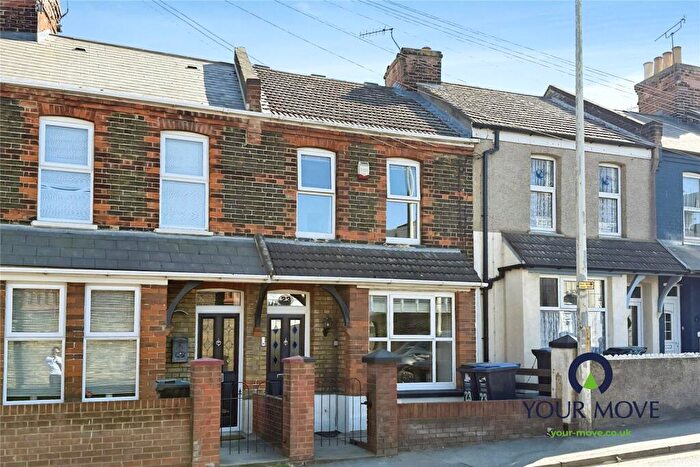 2 Bedroom Terraced House For Sale In Boundary Road, Ramsgate, Kent, CT11