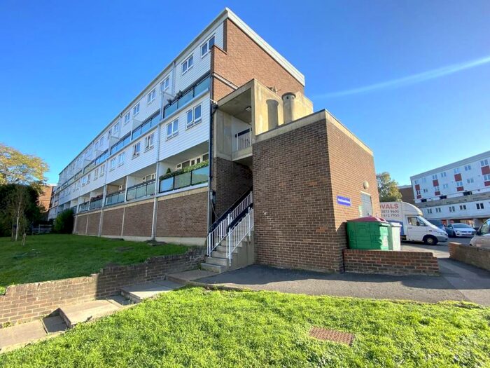 3 Bedroom Maisonette To Rent In Brunswick Road, SM1