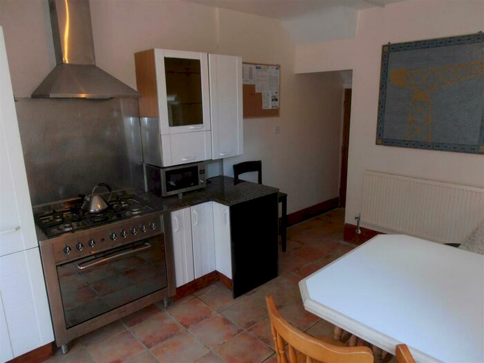 4 Bedroom Private Hall To Rent In Brook Street, Lancaster, LA1