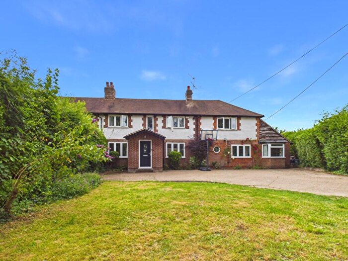 5 Bedroom Semi Detached House For Sale In Highland Road, Amersham, Buckinghamshire, HP7