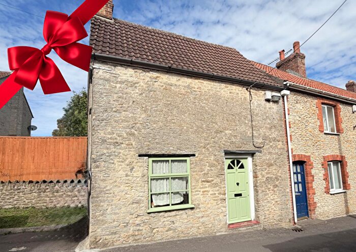 2 Bedroom Property For Sale In Vine Street, Templecombe, BA8