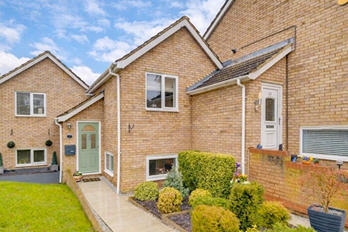 2 Bedroom Terraced House For Sale In Shaftesbury Way, Royston, SG8
