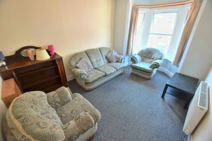 4 Bedroom Terraced House To Rent In Donnington Road, Reading, RG1