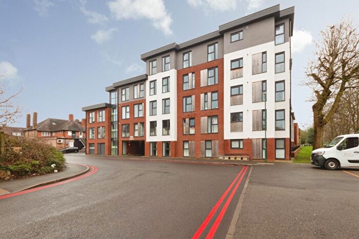 2 Bedroom Apartment For Sale In Richard Lewis Way, Shirley, Solihull, B90