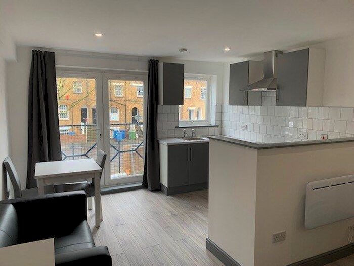 Studio To Rent In Croft Street, London, SE8