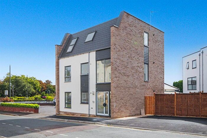 2 Bedroom Flat To Rent In Church Road, St. Marks, Cheltenham, GL51