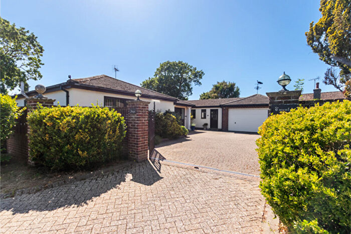 3 Bedroom Detached Bungalow For Sale In Craigweil Manor Private Estate, Aldwick, West Sussex, PO21