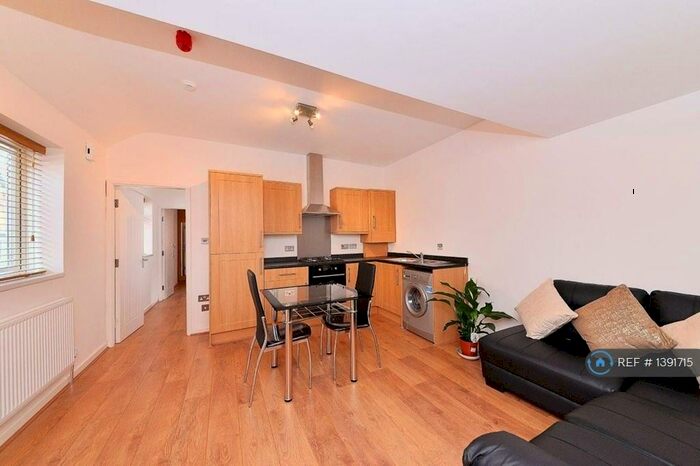 2 Bedroom Flat To Rent In The Annex, Edgbaston, Birmingham, B16