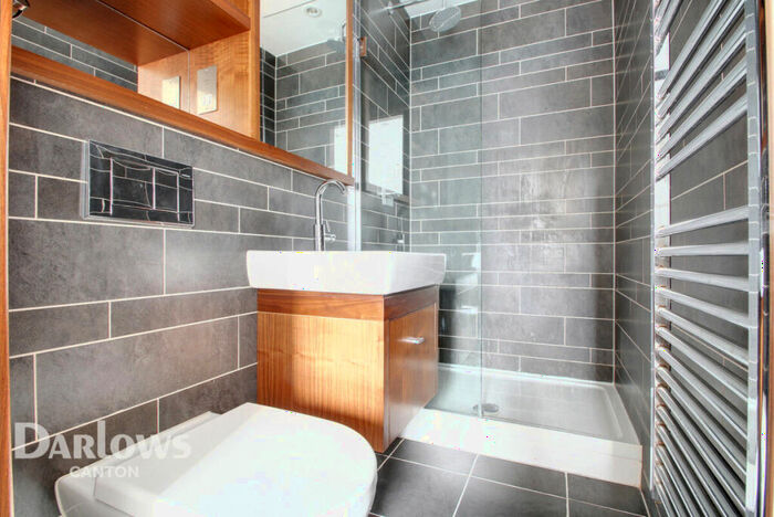 2 Bedroom Apartment For Sale In The Hayes, Cardiff, CF10