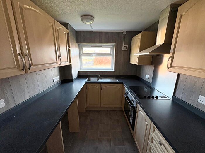 2 Bedroom Flat To Rent In Lindsay Court, Lytham St Annes, FY8