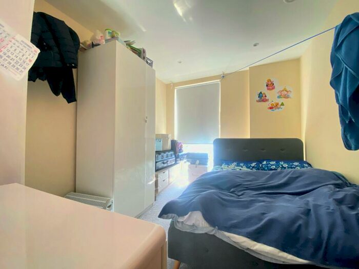 2 Bedroom Apartment To Rent In Burgess Springs, City Park West, Chelmsford City Centre, CM1