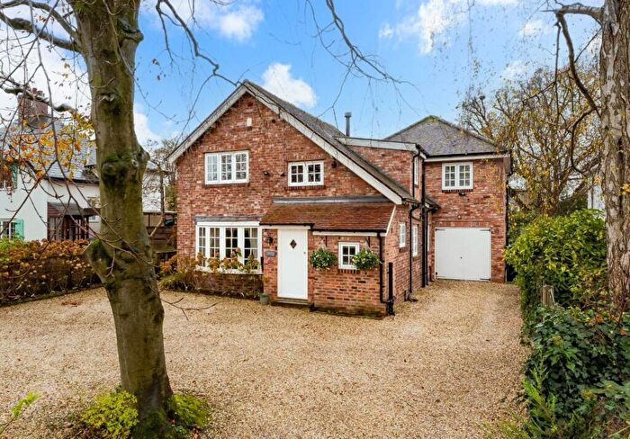 4 Bedroom Detached House For Sale In Browns Lane, Wilmslow, SK9