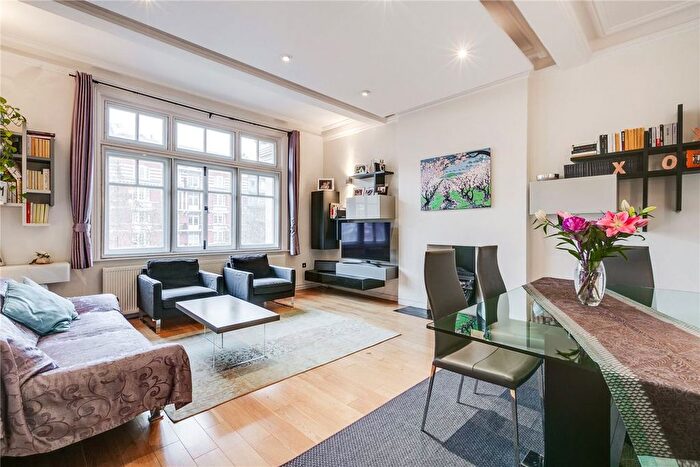 2 Bedroom Flat To Rent In Alexandra Court, London, W9
