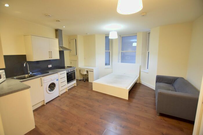 Studio To Rent In St Peter's Road, Bournemouth, BH1