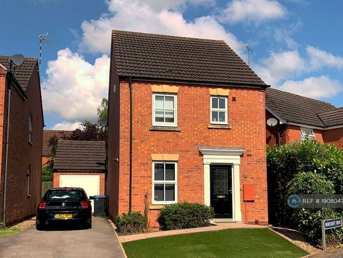 3 Bedroom Detached House To Rent In Morecroft Drive, Warwick, CV34