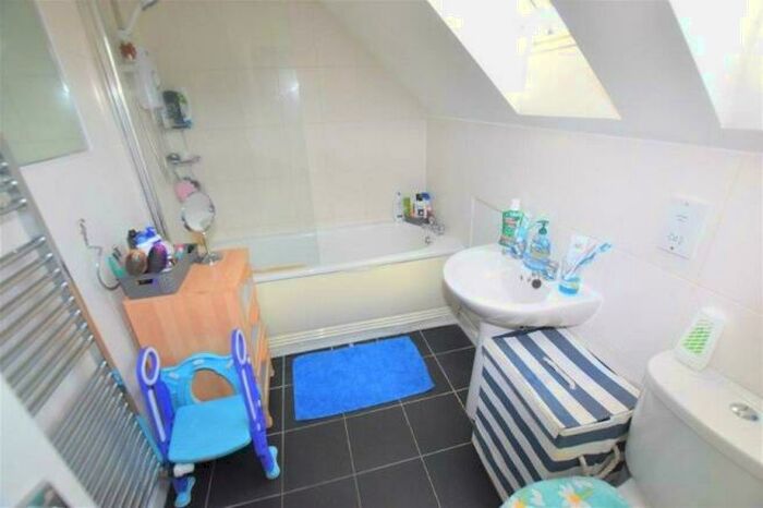 2 Bedroom Apartment To Rent In South Street, Bishops Stortford, CM23