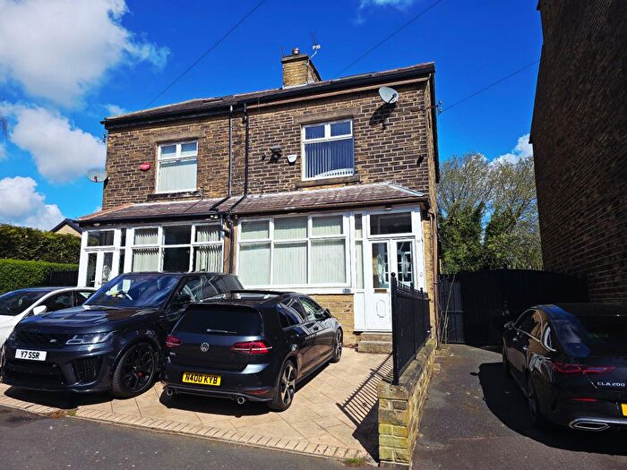 4 Bedroom Semi-Detached House For Sale In Rossefield Road, Heaton, Bradford, BD9