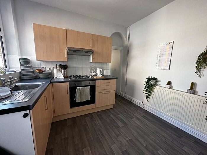 3 Bedroom Semi-detached House To Rent In Melbourne Road, West Bridgford, NG2
