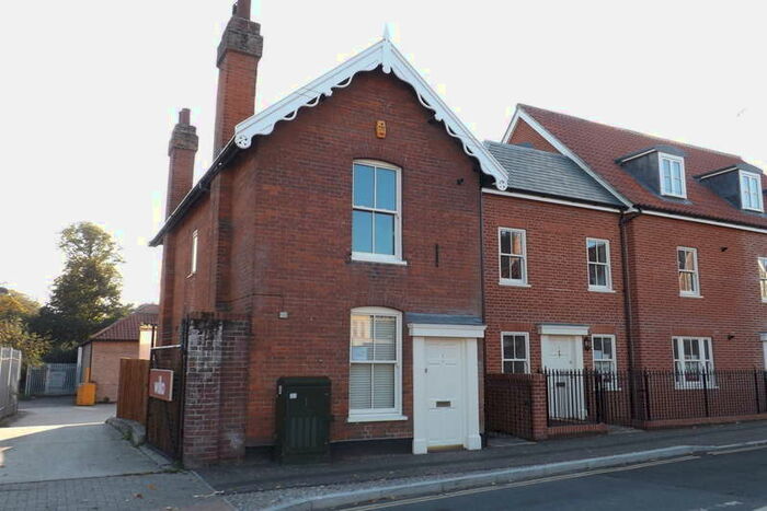 2 Bedroom Apartment To Rent In Museum House, Minstergate, Thetford, IP24