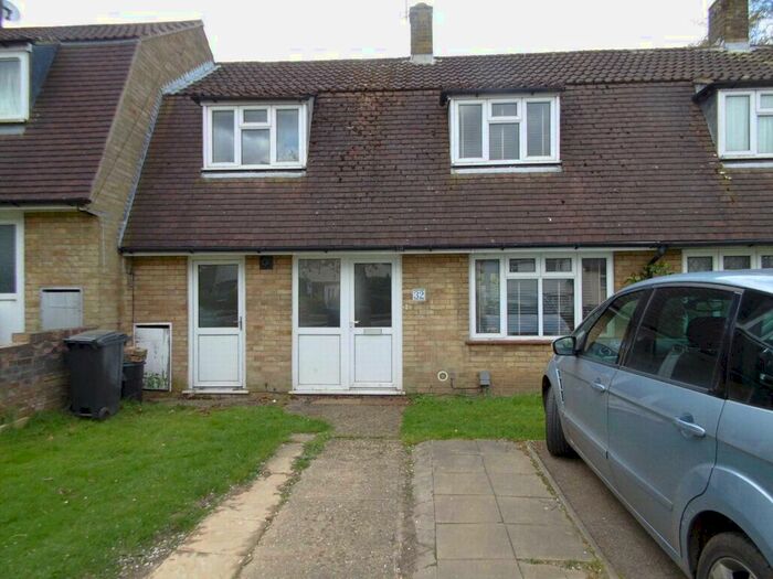 2 Bedroom Property To Rent In Bishops Rise, Hatfield, AL10