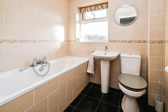 5 Bedroom Detached House For Sale In Chater Close, Whiston, L35