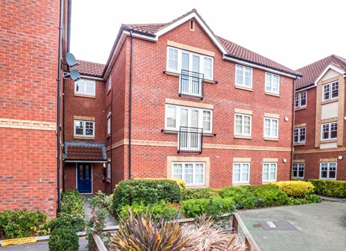 2 Bedroom Apartment To Rent In Little Field, Oxford, OX4