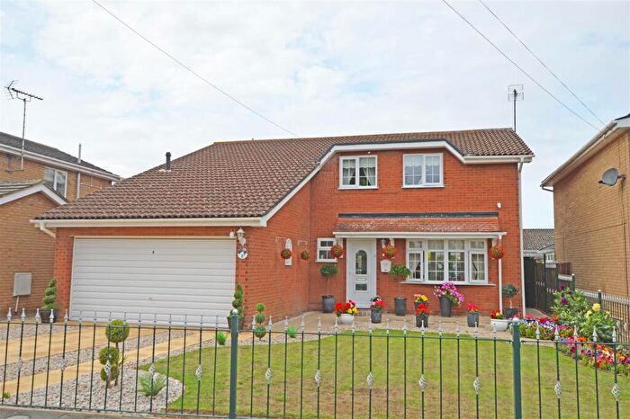 4 Bedroom Detached House For Sale In Quaker Lane, Spalding, PE11
