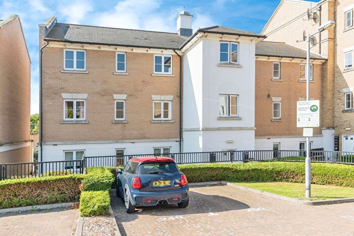 2 Bedroom Flat For Sale In Propelair Way, Colchester, CO4