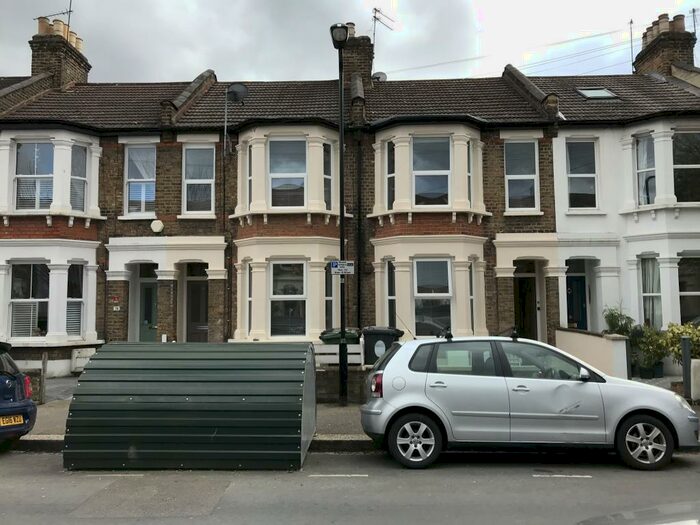 1 Bedroom Flat To Rent In Morley Road, London, E10