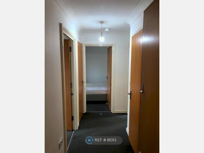 2 Bedroom Flat To Rent In Manor Park, London, E12