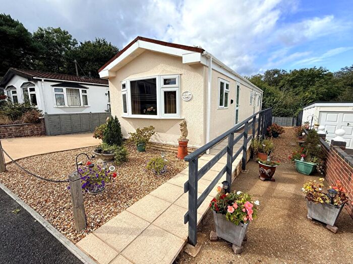 2 Bedroom Mobile Home For Sale In Westwoods Park, Bashley Cross Road, New Milton, Hampshire., BH25