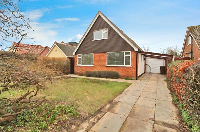3 Bedroom Bungalow To Rent In Argarmeols Road, Formby, L37