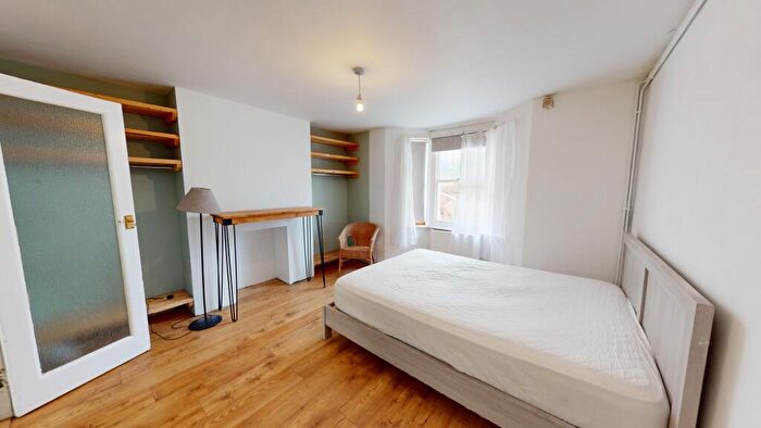 1 Bedroom Flat To Rent In Lansdowne Street, Hove, BN3