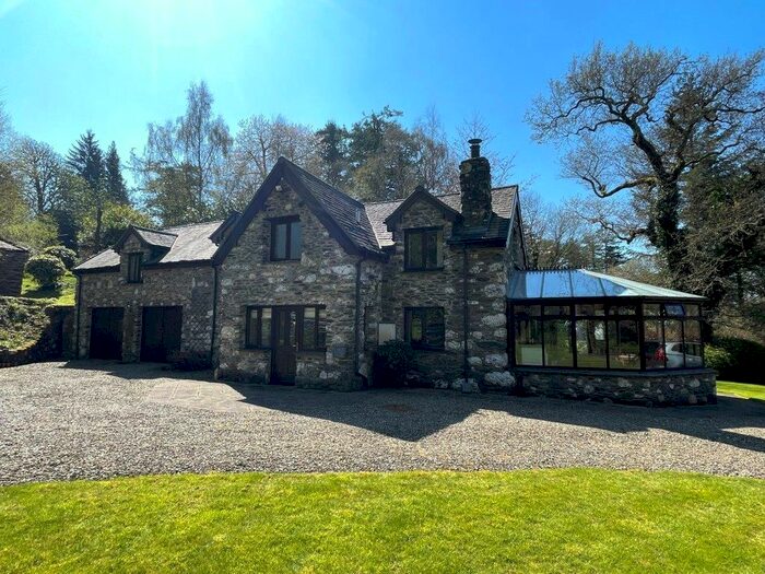 3 Bedroom Detached House For Sale In Pennal, Machynlleth, Gwynedd, SY20