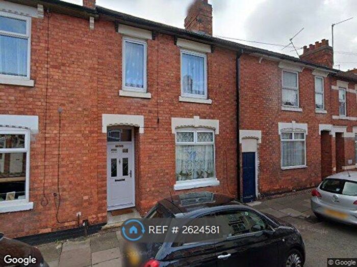 3 Bedroom Terraced House To Rent In Regent Street, Kettering, NN16