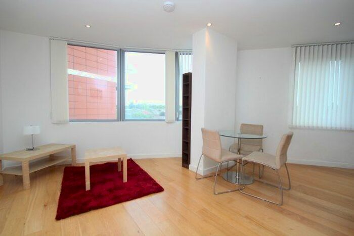 1 Bedroom Flat To Rent In Altyre Road, Croydon, CR0