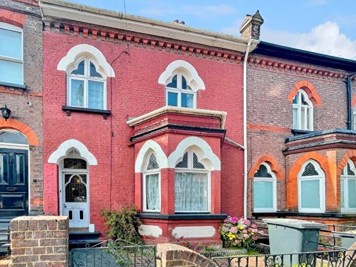 4 Bedroom Terraced House To Rent In Stockwood Cresent, Luton, LU1