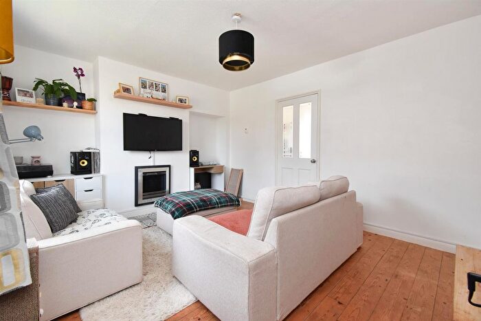 2 Bedroom End Of Terrace House For Sale In Eversley Road, St. Leonards-On-Sea, TN37