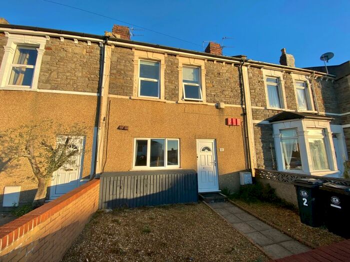 1 Bedroom Flat To Rent In Charlton Road, Kingswood, BS15