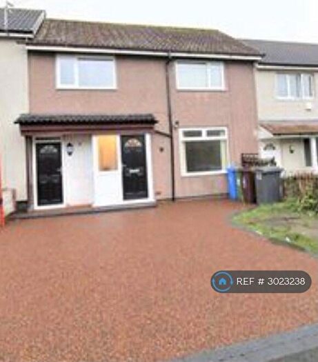 3 Bedroom Terraced House To Rent In Fields Farm Road, Hyde, SK14