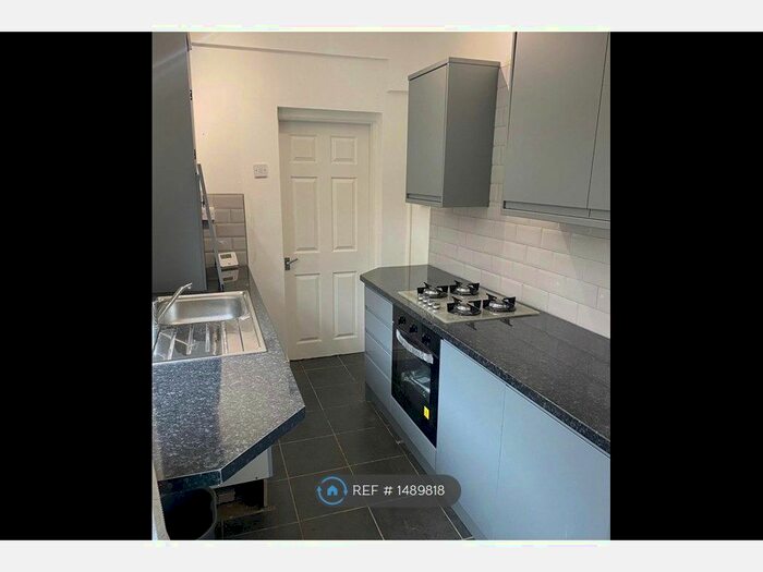 3 Bedroom Detached House To Rent In Chandos Street, Coventry, CV2