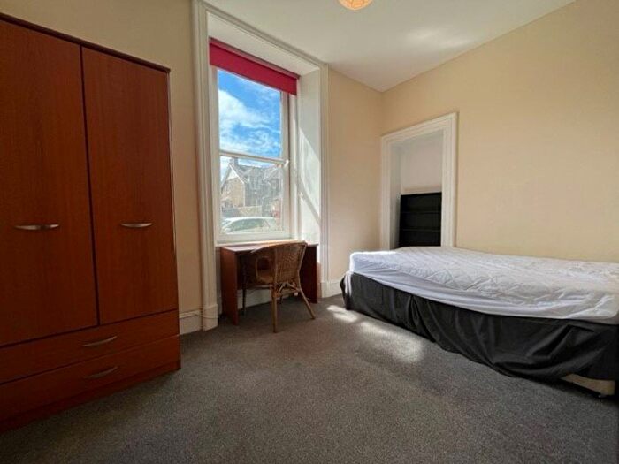 3 Bedroom Flat To Rent In Blackness Road, Dundee, DD2
