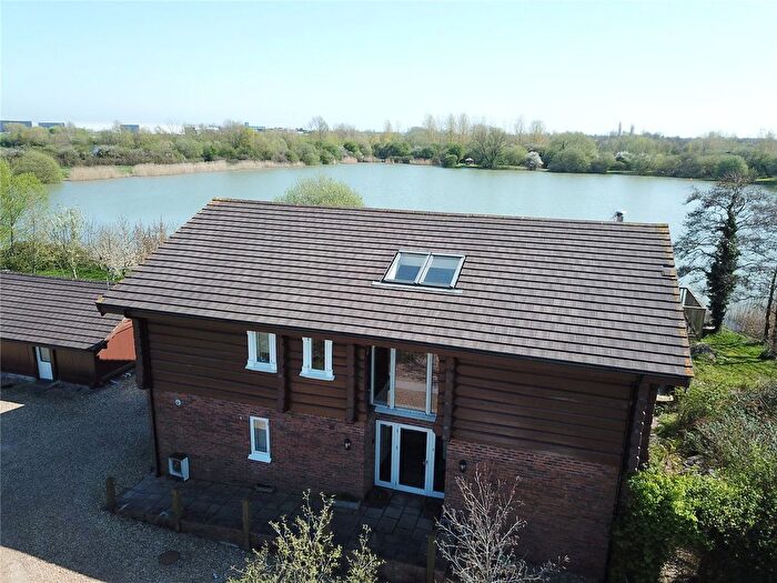 1 Bedroom Detached House To Rent In Oak Lodge, Lower Lakes, Chilton Trinity, Bridgwater, TA5