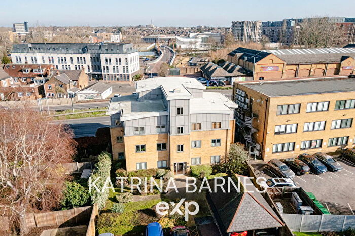 2 Bedroom Duplex For Sale In Lynmouth Gardens, Chelmsford, CM2