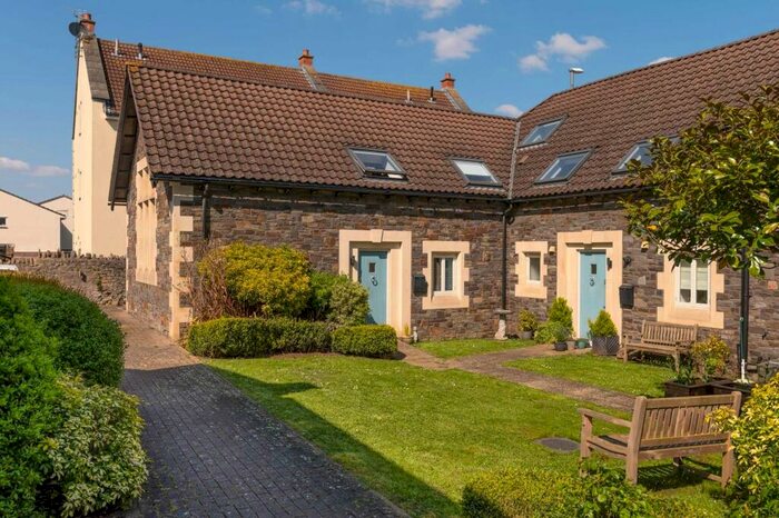 2 Bedroom House To Rent In Albert Road, Keynsham, BS31